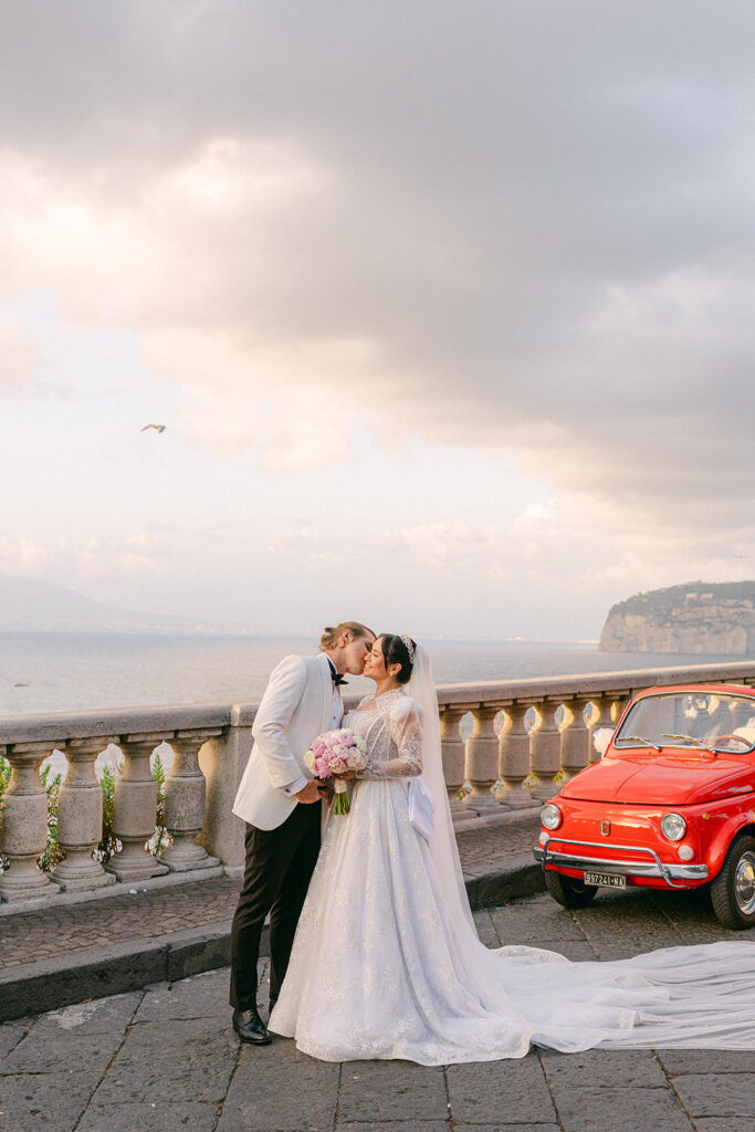 fiat 500 vintage car wedding in Sorrento couple portraits